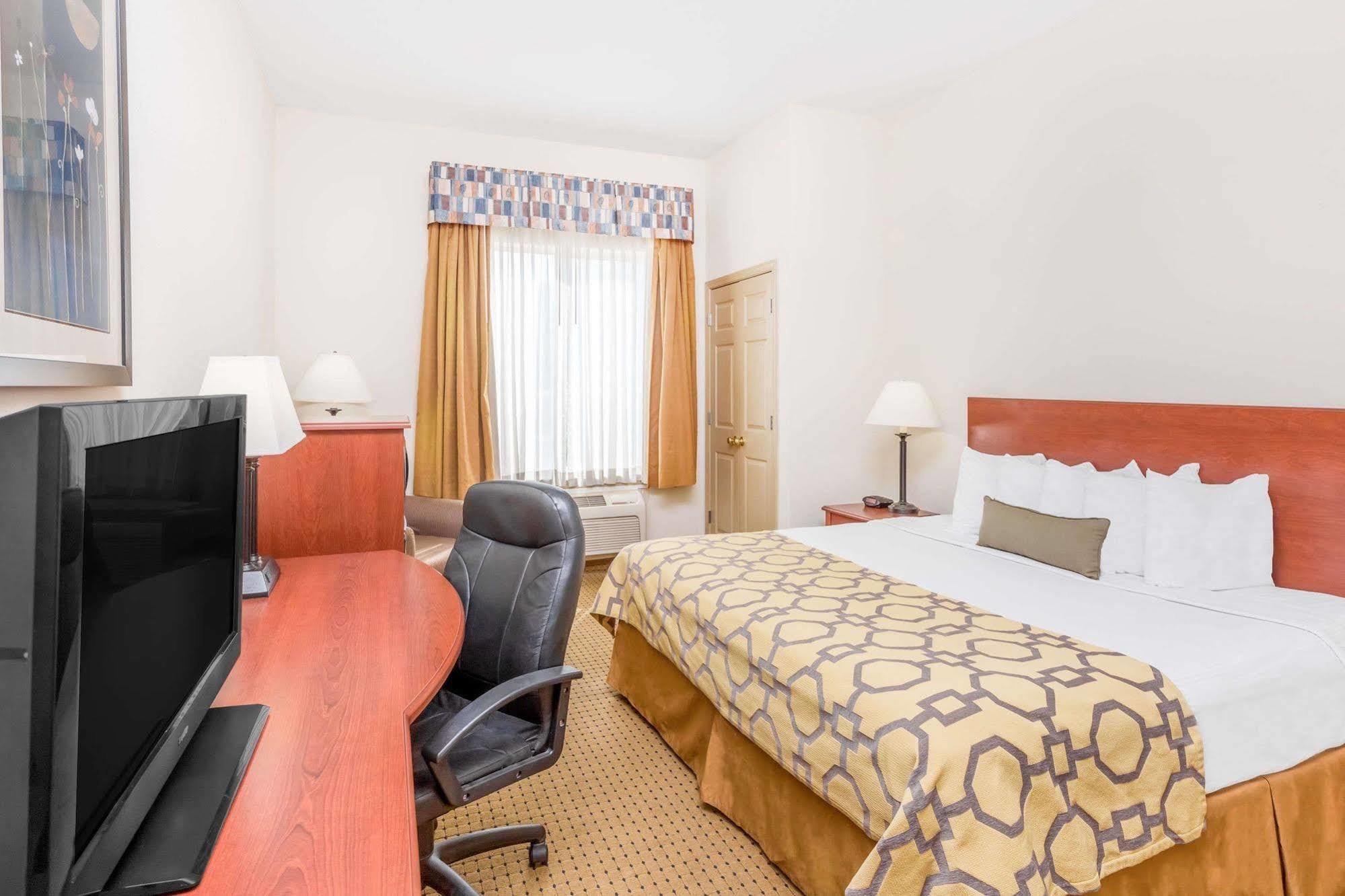 Baymont By Wyndham קרטרסוויל מראה חיצוני תמונה