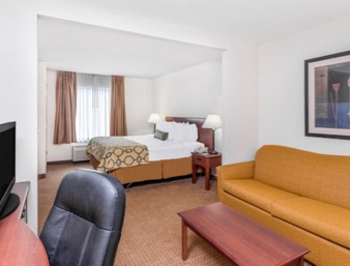 Baymont By Wyndham קרטרסוויל מראה חיצוני תמונה